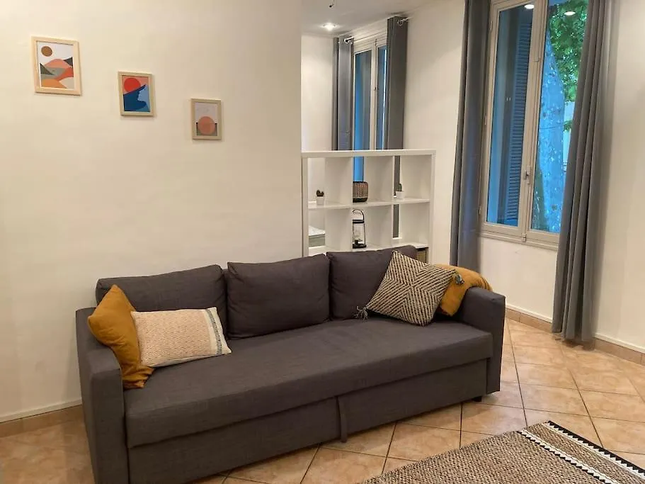 Appartement Cosy A 2 Pas De La Gare Marseille